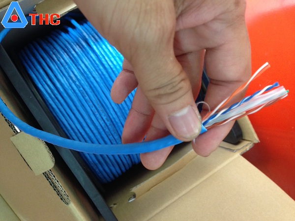 Dây mạng AMP UTP Cat6, 4Pair, Đôi, (305m) 8 sợi đồng nguyên chất